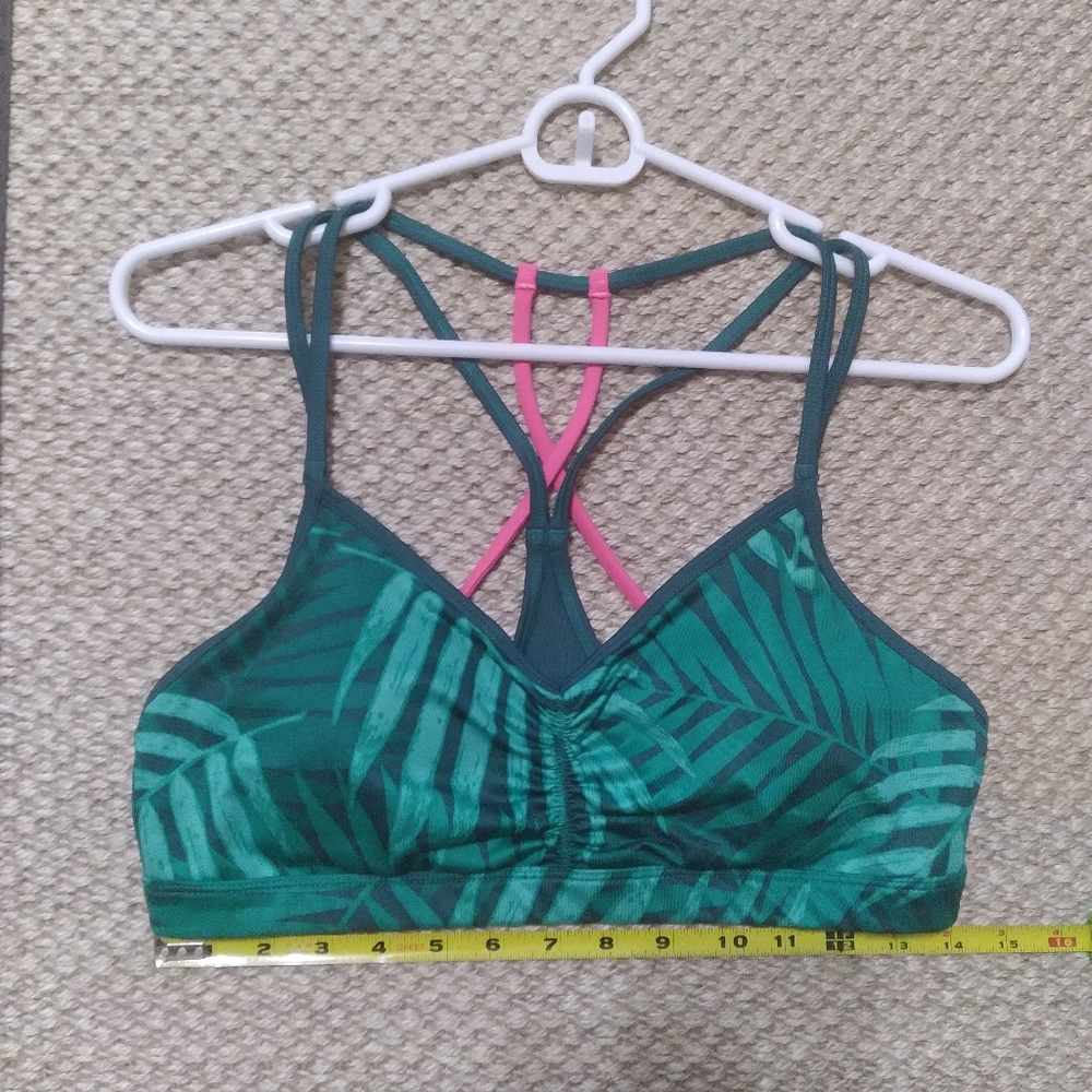 Old Navy Contrasting Strappy Sports Bra VGUC!